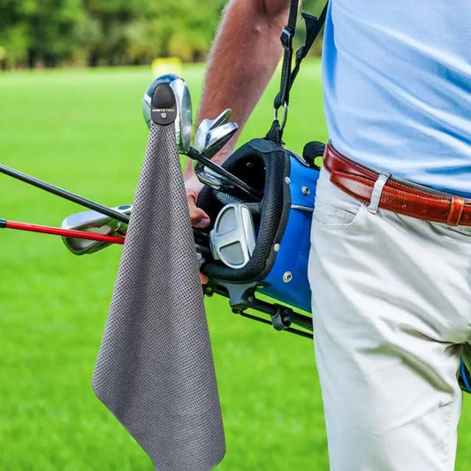 Magnetic Golf Towel – Ultimate Water Absorption & Convenience